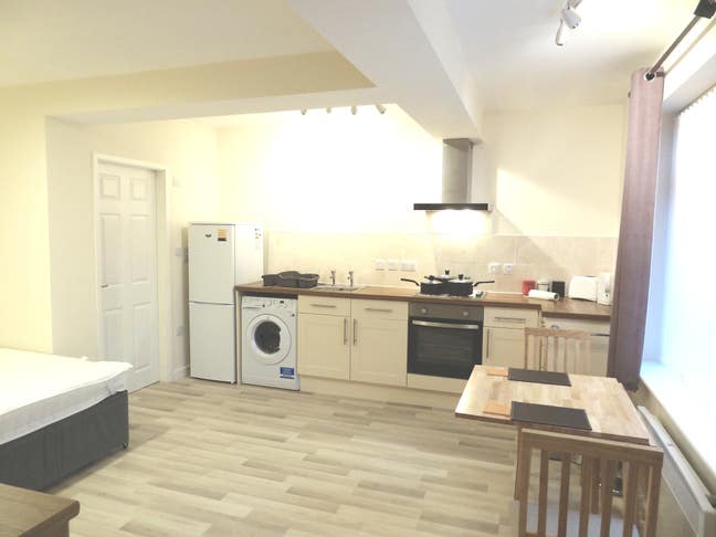 New - Studio Annexe, Close to Airport, Heald Green Main Photo