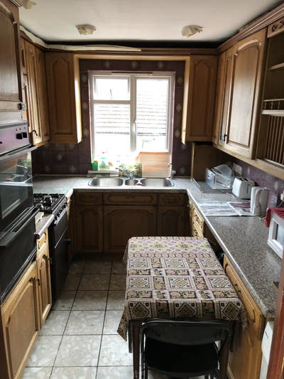 Large double/single in Central Brighton to let   Main Photo