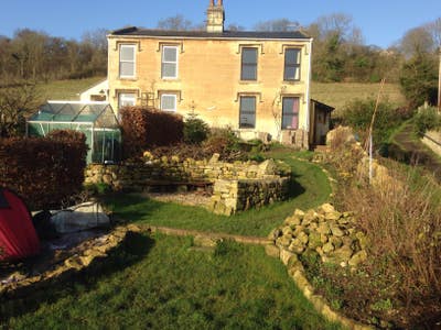 Delightful room in  spacious cottage (mon-fri ) Main Photo