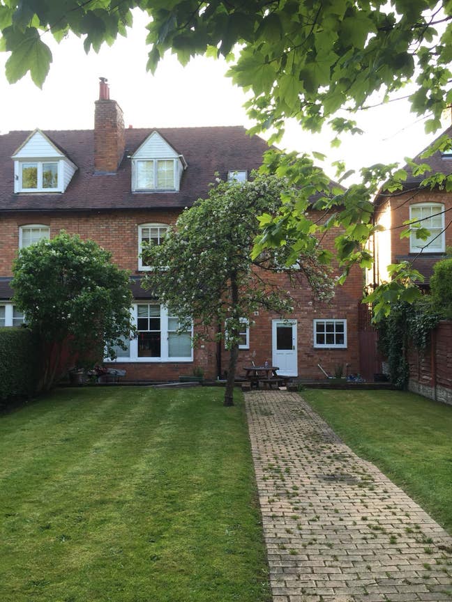 Sociable Friendly Grad Houseshare - Barnsley Road Main Photo