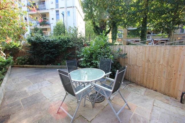 Room with garden. House share.  Main Photo