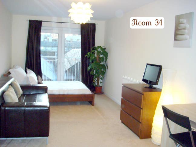 R34 Ensuite Double Room All Bills Included in Rent Main Photo