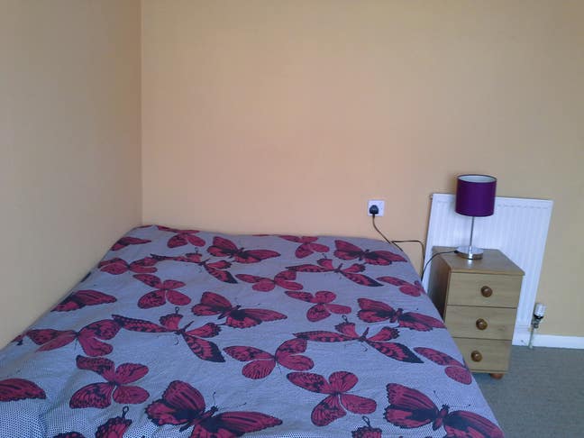 Double Room in Thamesmead Main Photo