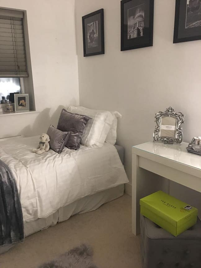 Lovely Single Room with own bathroom  Main Photo