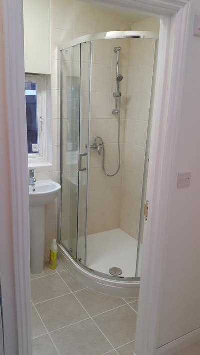 Nice clean house in good location Main Photo