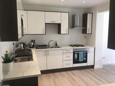 Large Loft Ensuite Room for a Professional ! Main Photo