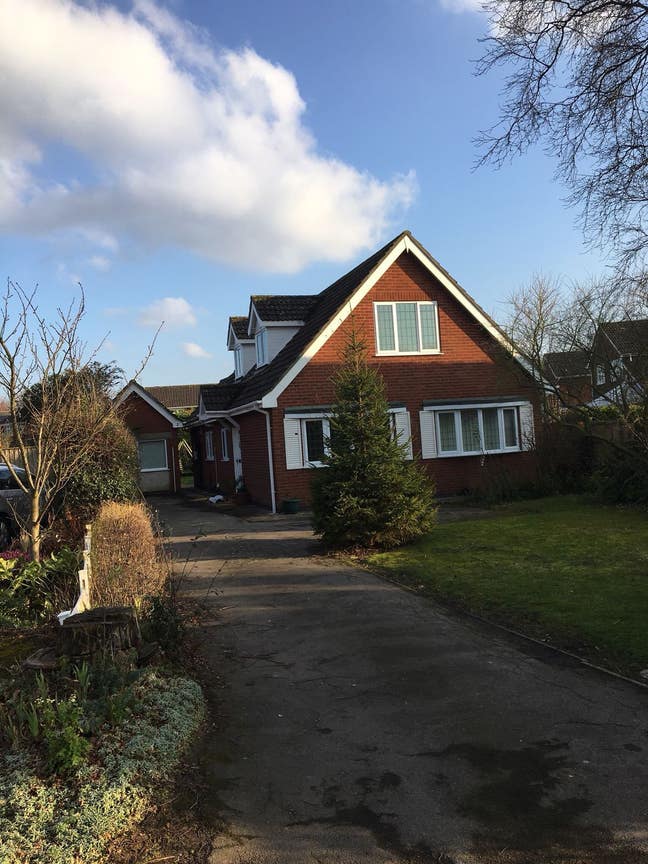 Large Double room to rent in nice location Main Photo