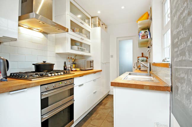 Double Bedroom-Home Office-All Bills-Central  Main Photo