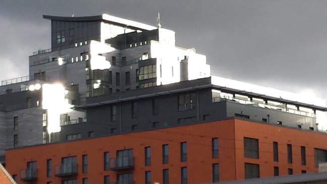 Immaculate Penthouse Style Garden Terraced Apt  Main Photo