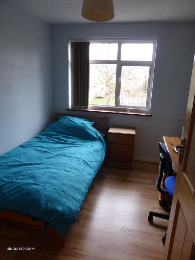 Room beside Brunel University Main Photo