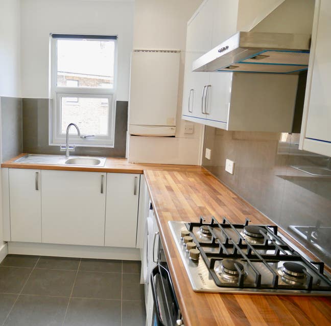 FOR RENT! Two Bedrooms flat in West Ealing  Main Photo