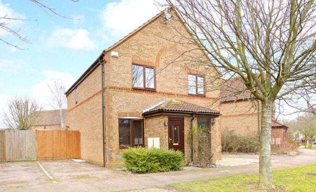 Fully Furnished Clean Accommodation Main Photo