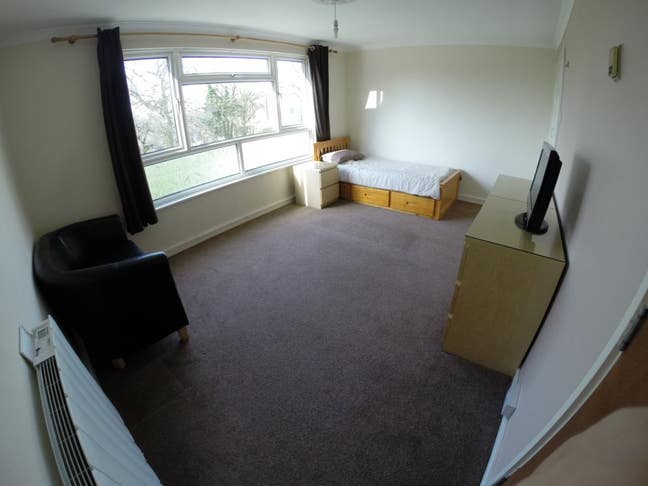 3 X Rooms (Rooms 1, 4 & 5) , Prof quiet House Main Photo