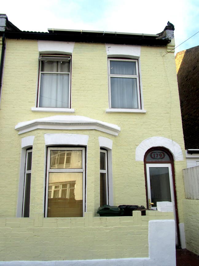 Double room in sociable house Main Photo