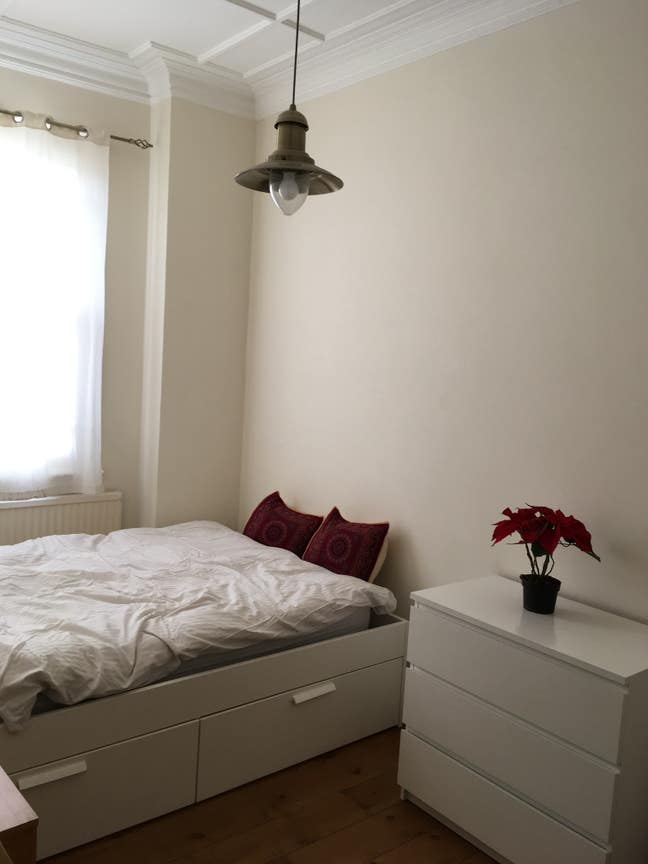 Quiet  clean room in Queens Park Main Photo
