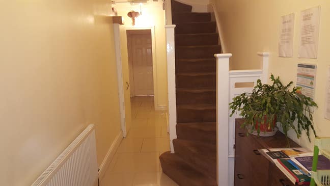 Large Double En Suite Room in Kenton.  Main Photo