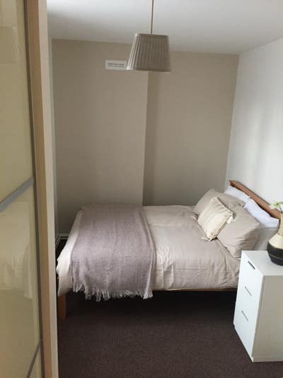 Prestigious Mansion Block Dble Room in Chelsea Main Photo