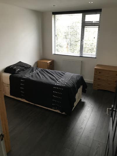 Large Double Bedroom - Bexley Main Photo