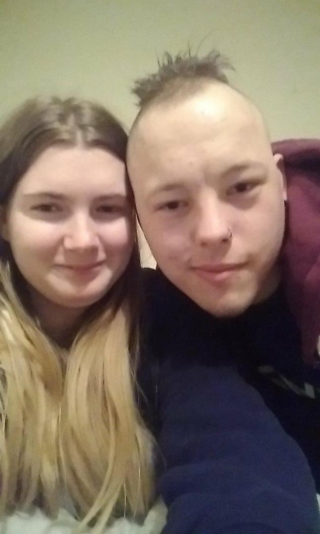 Looking for a room to rent Main Photo