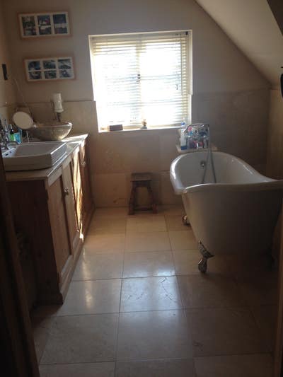Furnished double room in 4 bed large stone house Main Photo