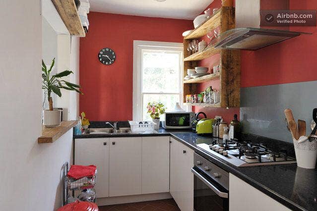 1 x  Double room in Flatsshare  - BA1  Main Photo