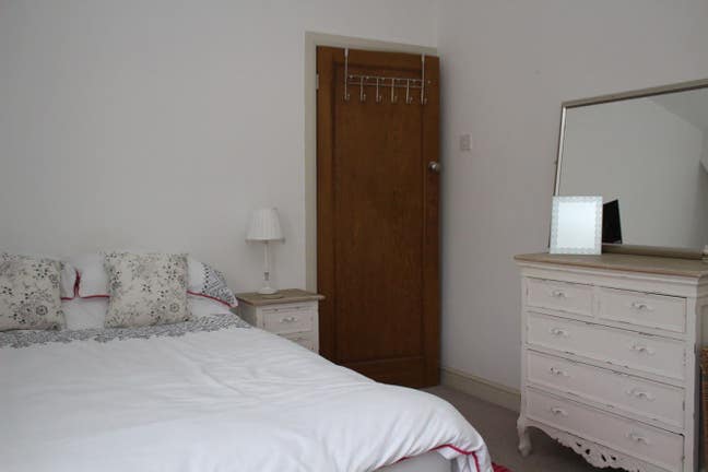 Double room available in Hooton on the Wirral  Main Photo