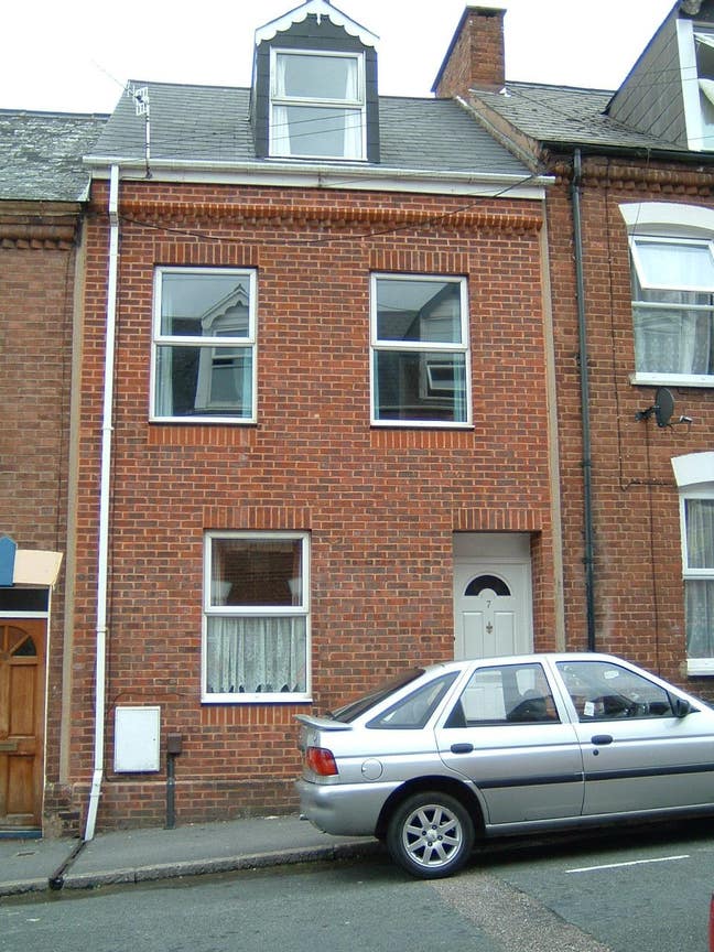 September 2026.   3 Student Rooms.  Bills included Main Photo