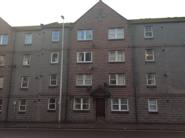 Modern double room in 2 bed flat on King Street Main Photo