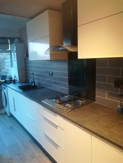 Double rooms mitcham Main Photo