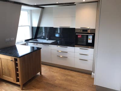 2 bedrooms flat - city centre - newly refurbished Main Photo