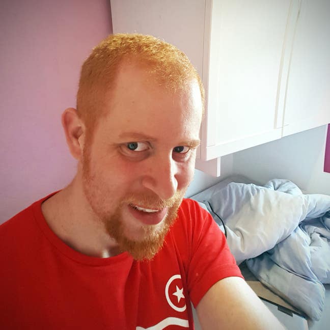 Professional seeks a flat Main Photo