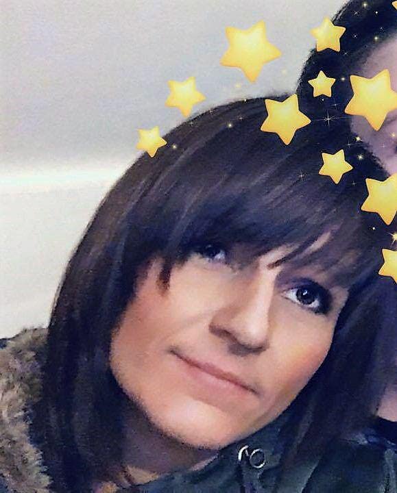 45 year old Female seeks a double room Main Photo
