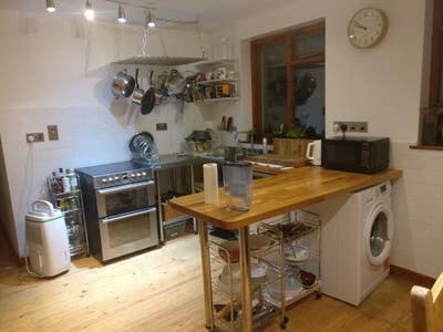 Double room with sole use of the family bathroom. Main Photo