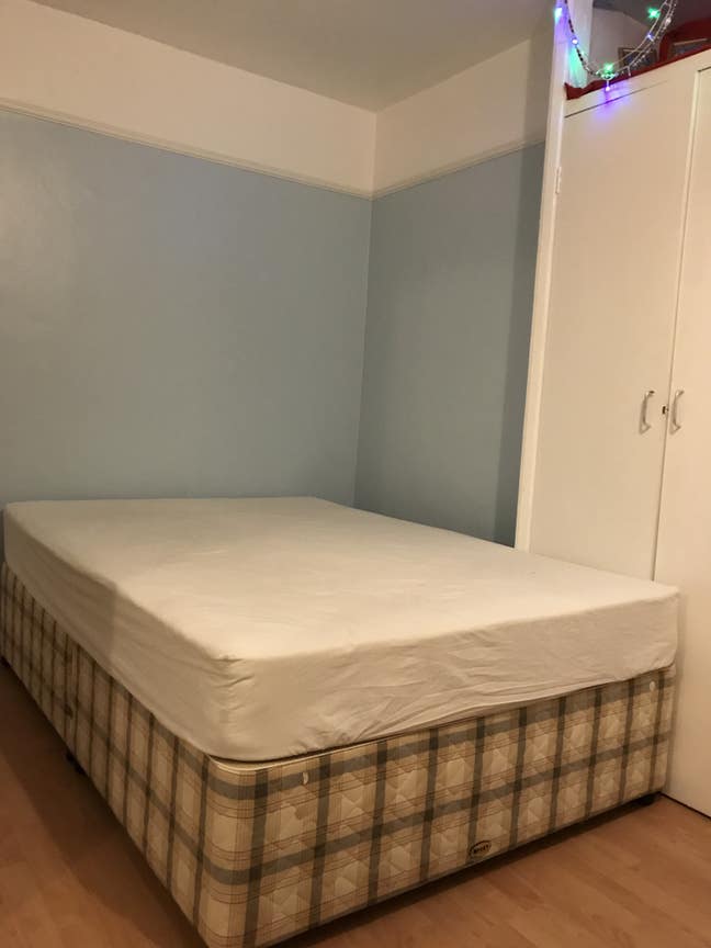 Double room for single professional in Hayes Main Photo
