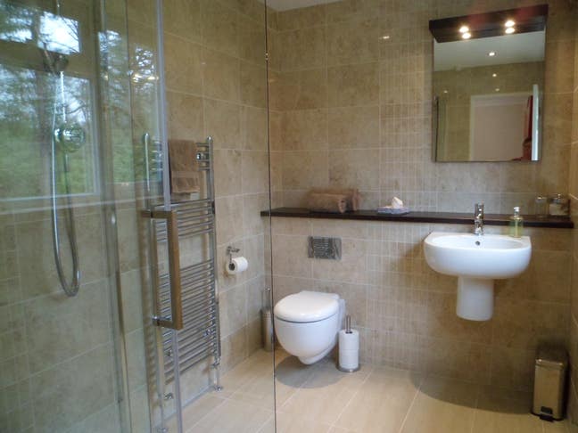 Fully equipped/self-contained studio room Main Photo