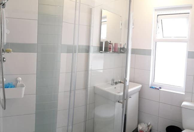 Double Room. City Centre. Bills included Main Photo