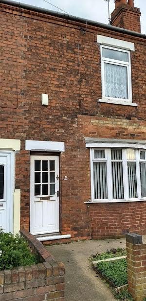 House near the town centre and River Trent Main Photo