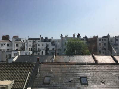 Double room, quiet house near hospital Main Photo