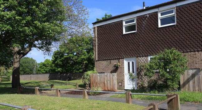 Refurb 2 LARGE bedroom house near Science Park  Main Photo