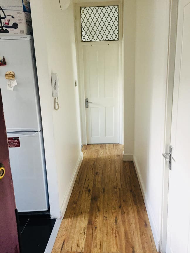 Large Double Room - single use Main Photo