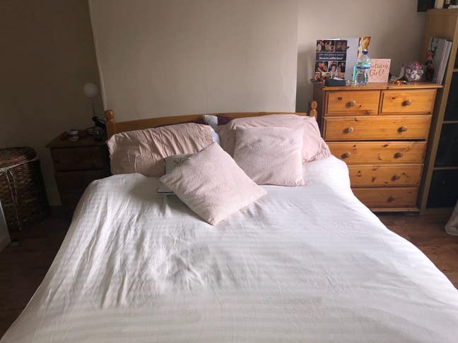 &pound;850 Large Double Room    Main Photo