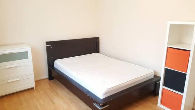 2min from Barbican station, 2 double rooms £254pw Main Photo