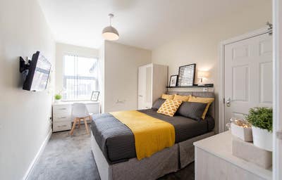 Stunning Ensuite Room Available in Salford 🛏️✨ Main Photo