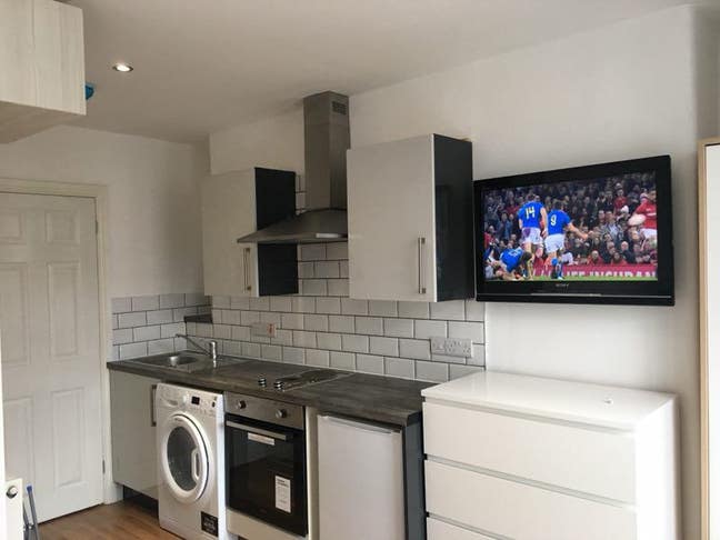 Luxury Studio Apartment   Main Photo