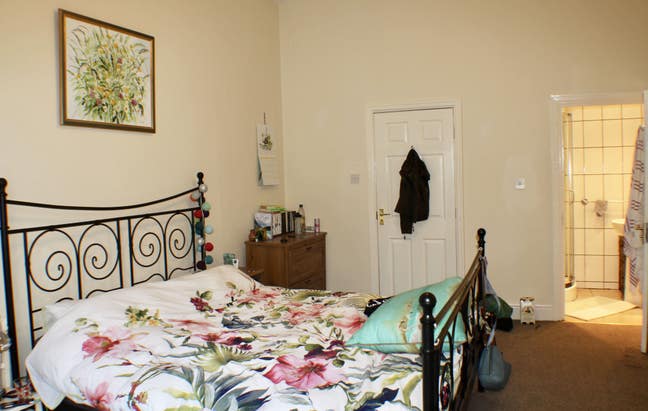 Double Room In Luxury Avenues House Main Photo