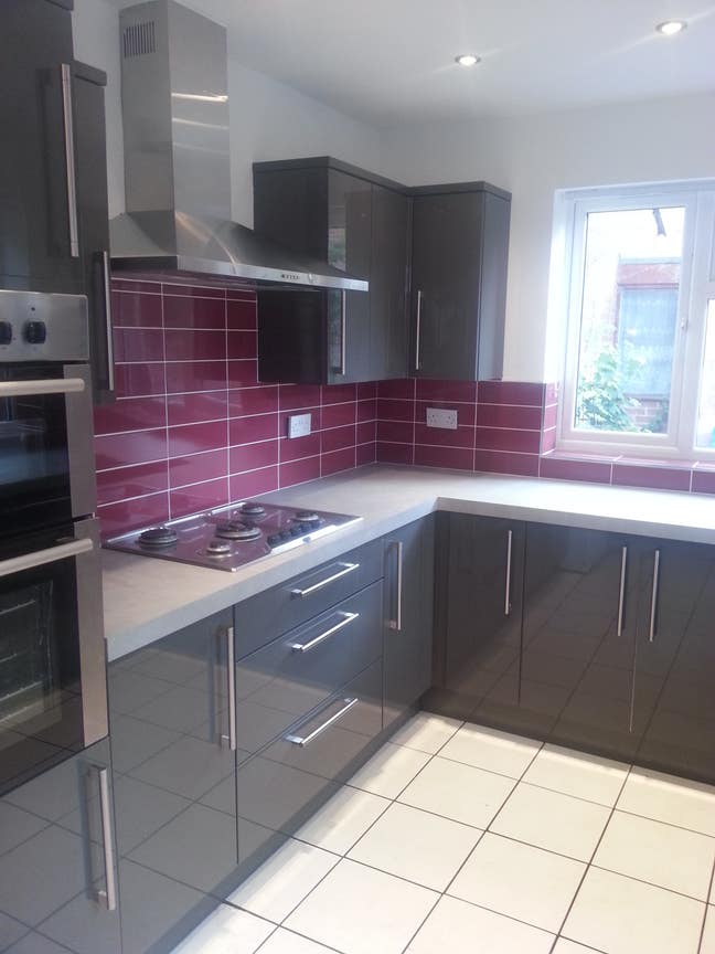 All Inclusive Ensuite in Friendly Prof House Share Main Photo