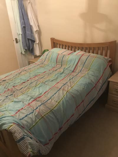 Guildford Monday - Friday room available Main Photo