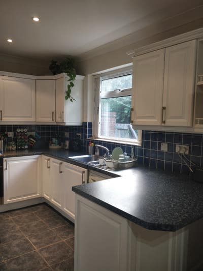 Double room in beautiful house with large garden Main Photo