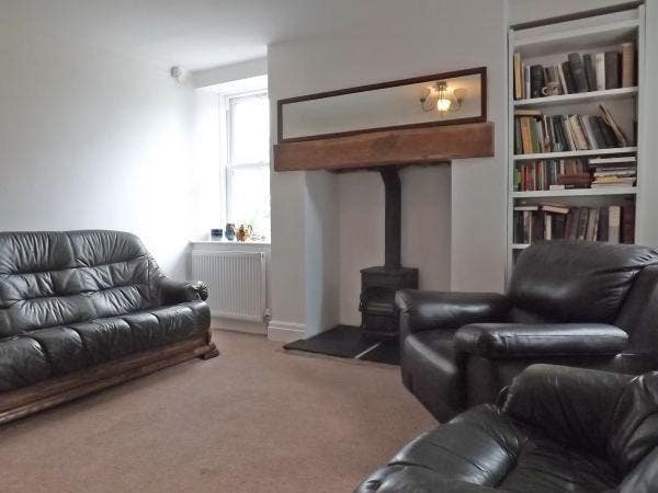 Doubl Room in Large Comfortable House Main Photo