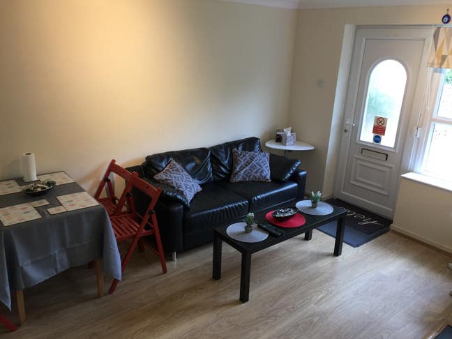 Double Room Nr Crc (Home Cleaned Weekly) Main Photo